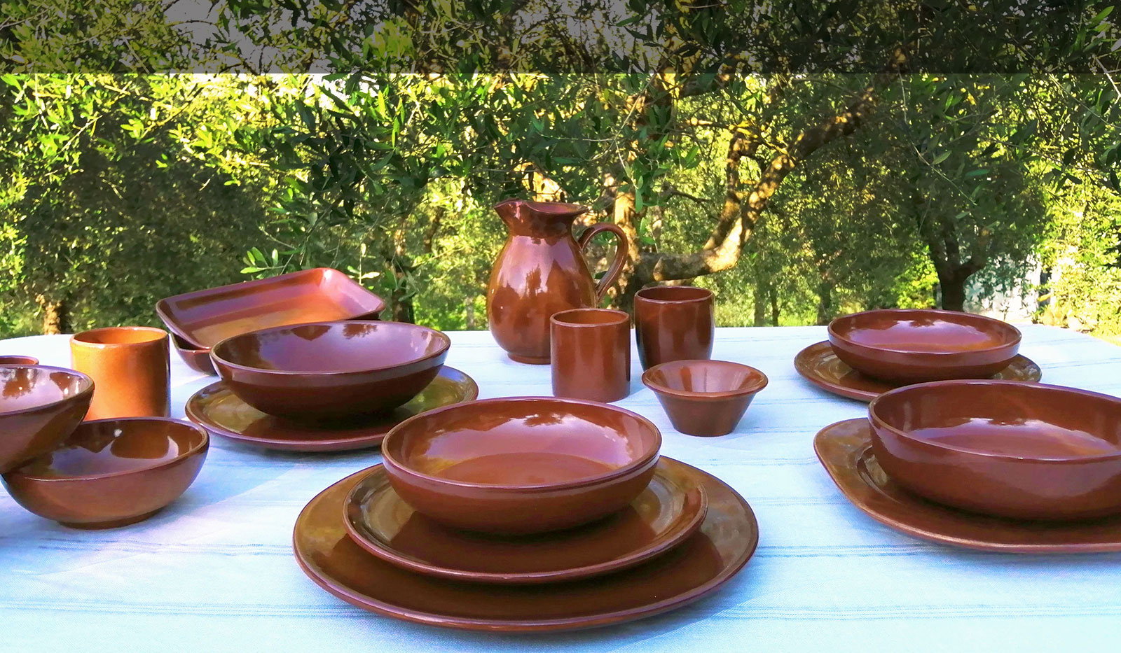 ceramica da tavola per uso alimentare fatti a mano